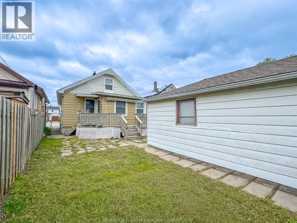 1842 Drouillard, Windsor, ON - Outdoor