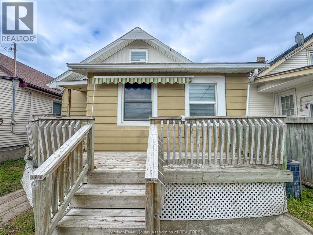 1842 Drouillard, Windsor, ON - Outdoor With Deck Patio Veranda