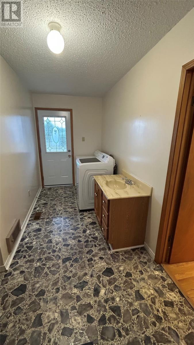 17 Juniper Drive, Kippens, NL - Indoor