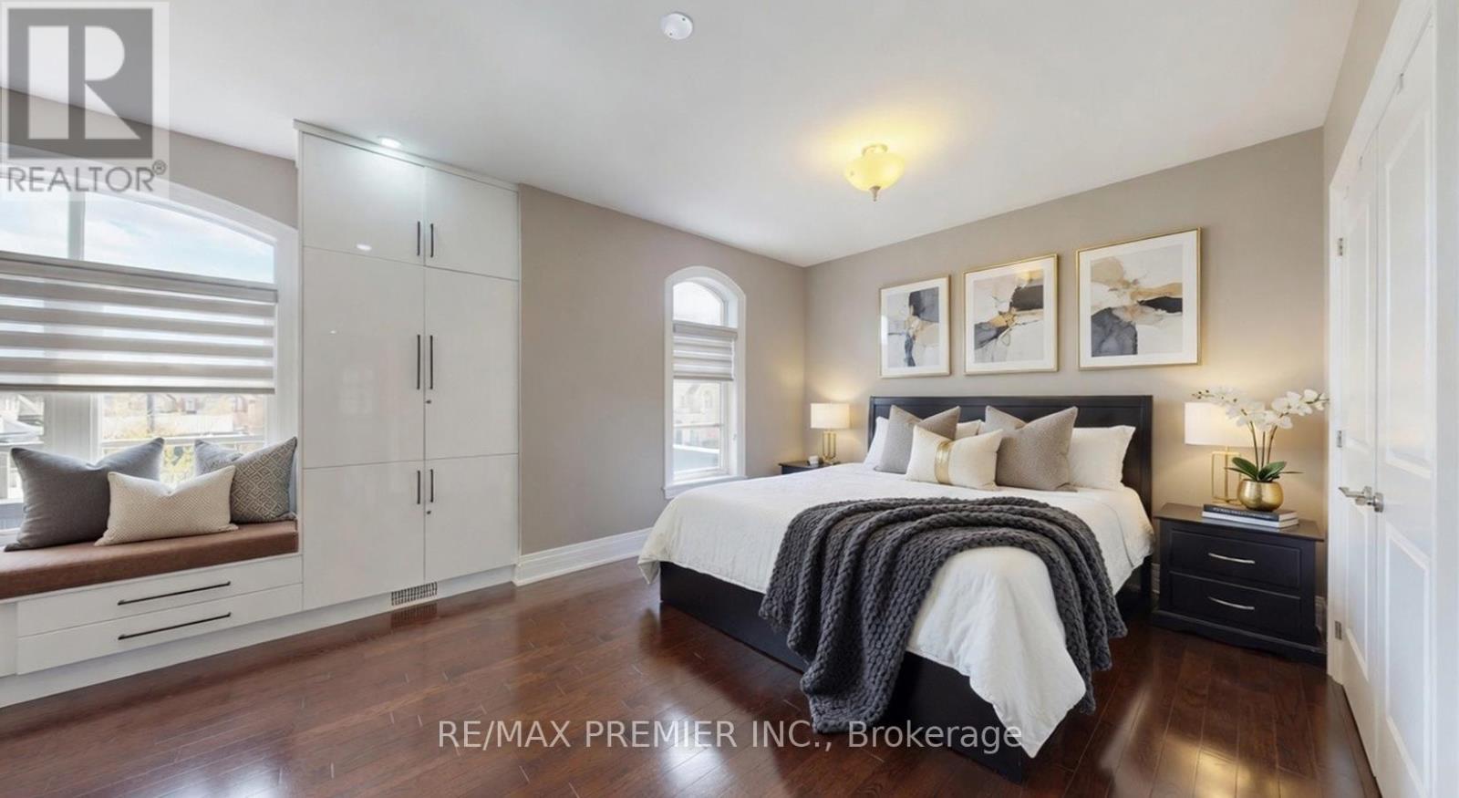 95 Sarracini Crescent, Vaughan, ON - Indoor Photo Showing Bedroom