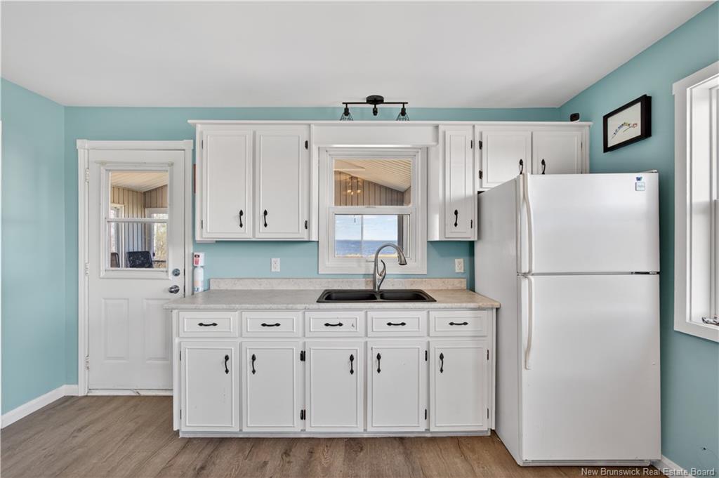 17 North Bayview Rd, Baie-Sainte-Anne, NB
