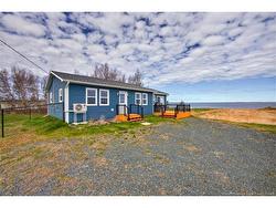 17 North Bayview RD Baie-Sainte-Anne, NB E9A 1A2