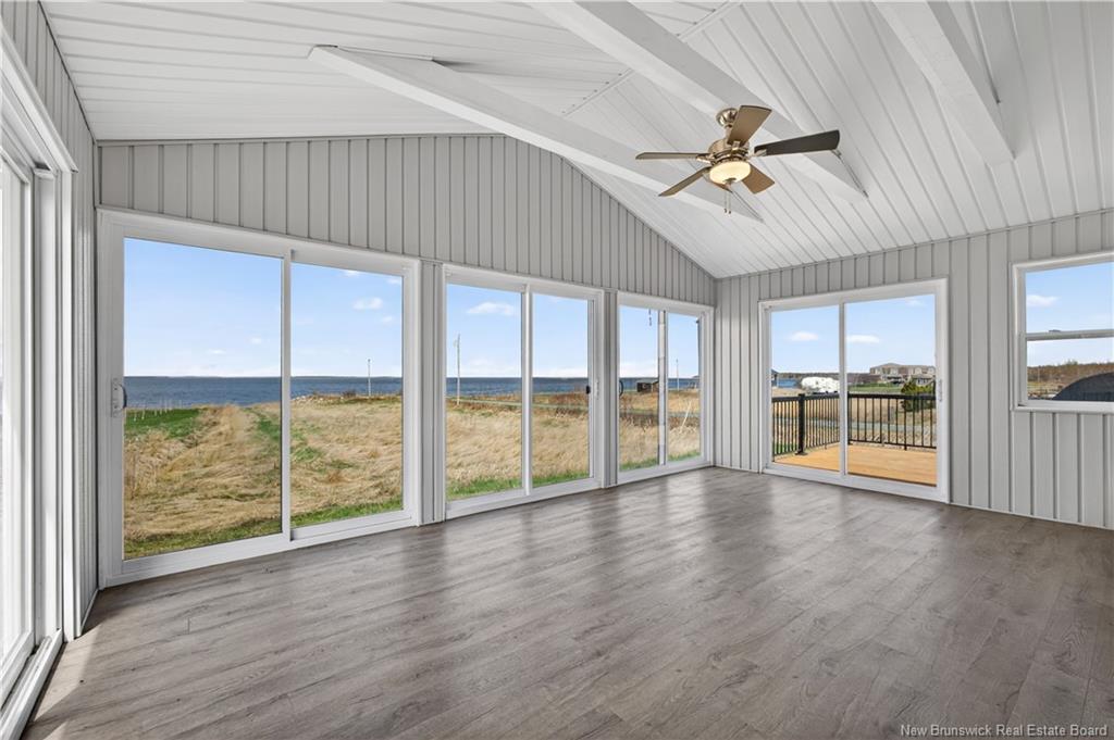 17 North Bayview Rd, Baie-Sainte-Anne, NB