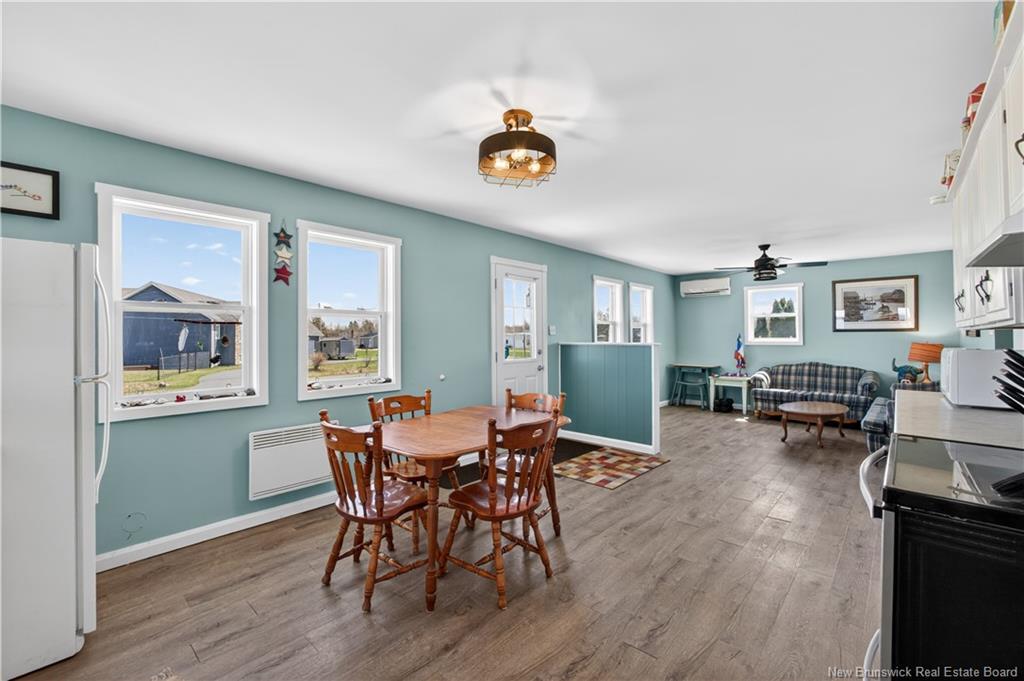 17 North Bayview Rd, Baie-Sainte-Anne, NB