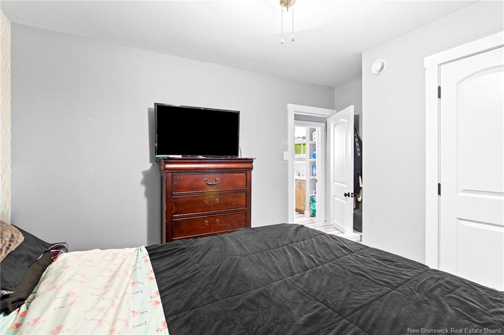210 Mcneill Ave, Fredericton, NB