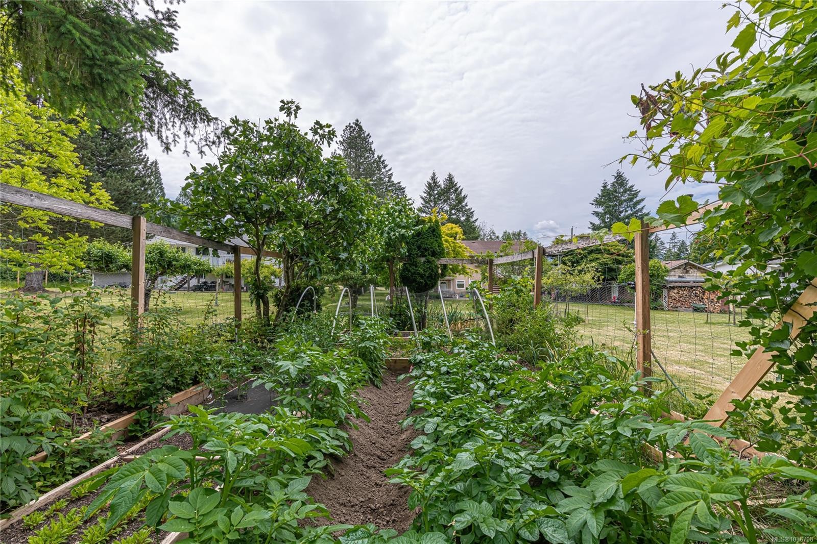 2821 Ortona Rd, Duncan, BC