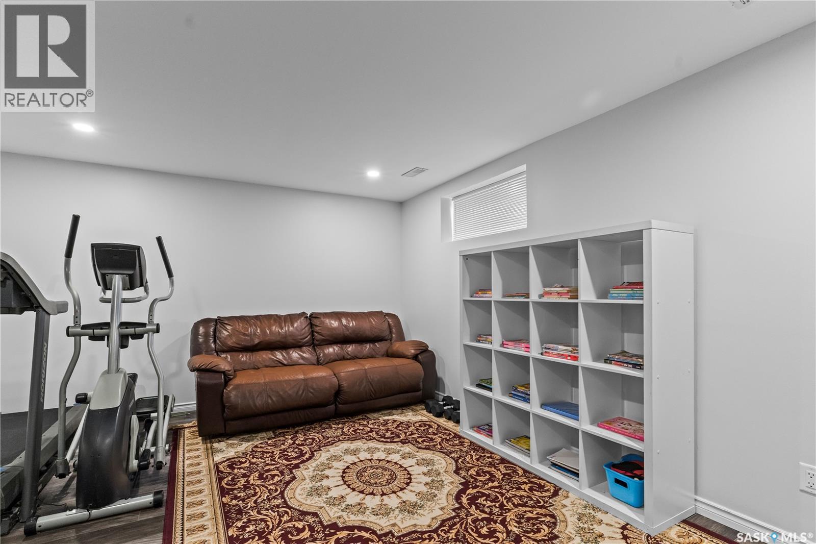 68 235 Rosewood Boulevard E, Saskatoon, SK - Indoor