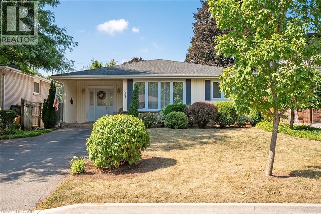 652 Ardleigh Crescent, Burlington, ON - Outdoor