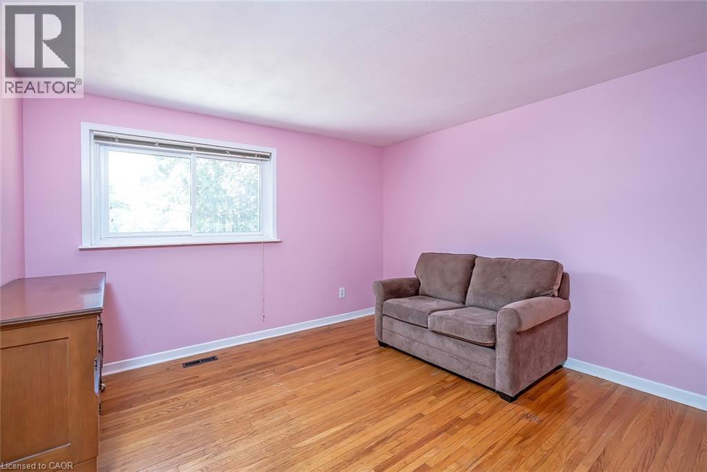 652 Ardleigh Crescent, Burlington, ON - Indoor