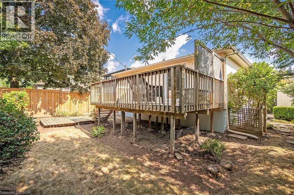 652 Ardleigh Crescent, Burlington, ON - Outdoor With Deck Patio Veranda