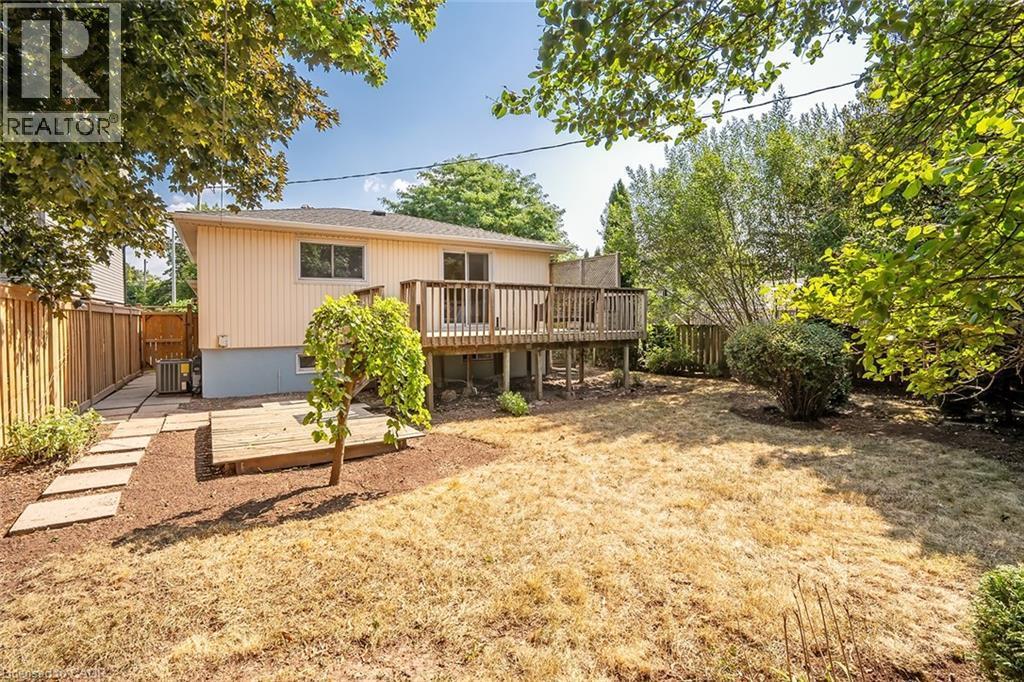 652 Ardleigh Crescent, Burlington, ON - Outdoor With Deck Patio Veranda