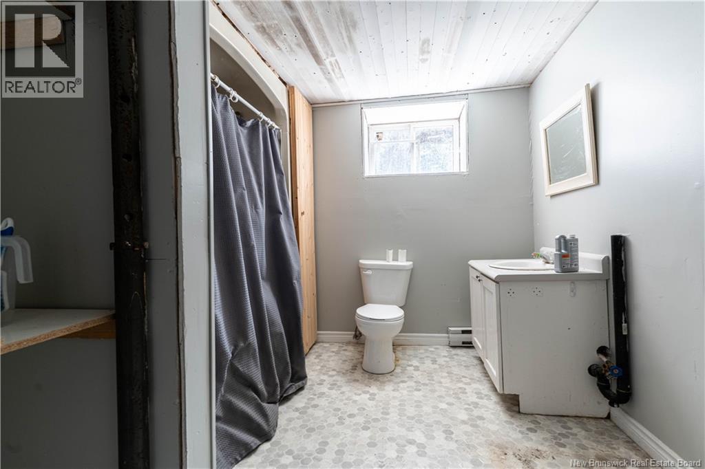 25 Station St, Blackville, NB - Indoor Photo Showing Bathroom