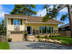 1210 Minto Avenue Kenora, ON P9N 3Y8