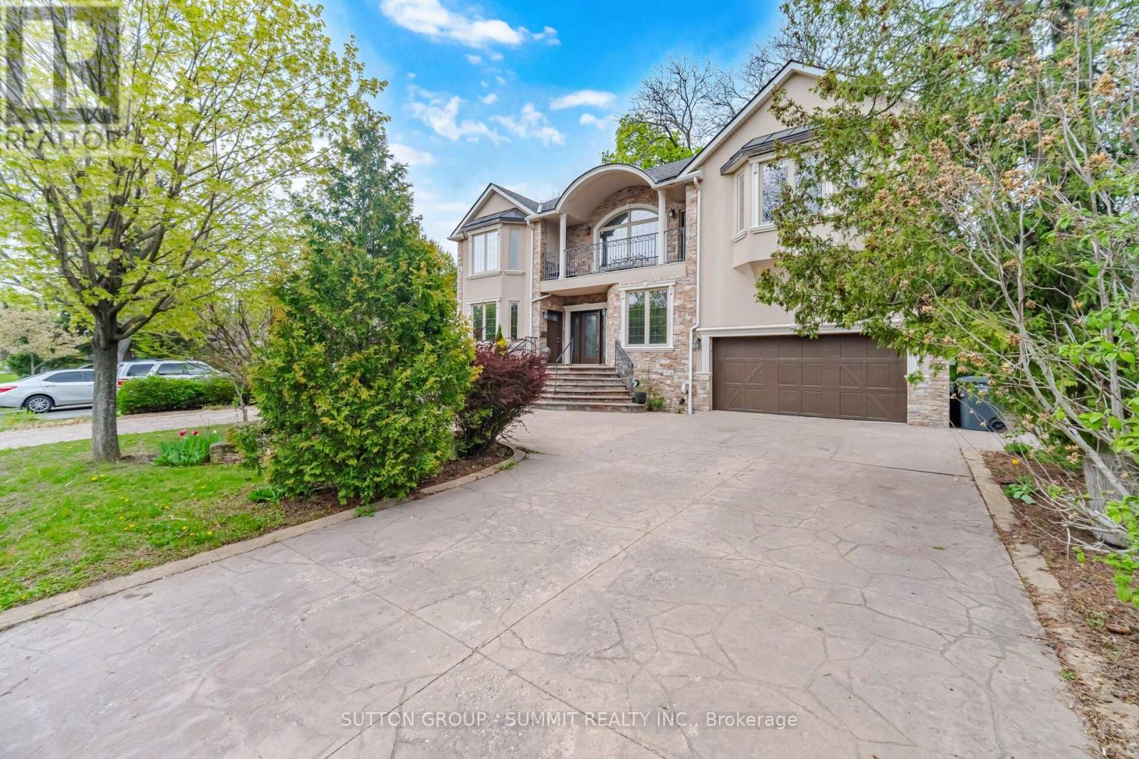 12 Pioneer Drive, Mississauga, ON - Outdoor