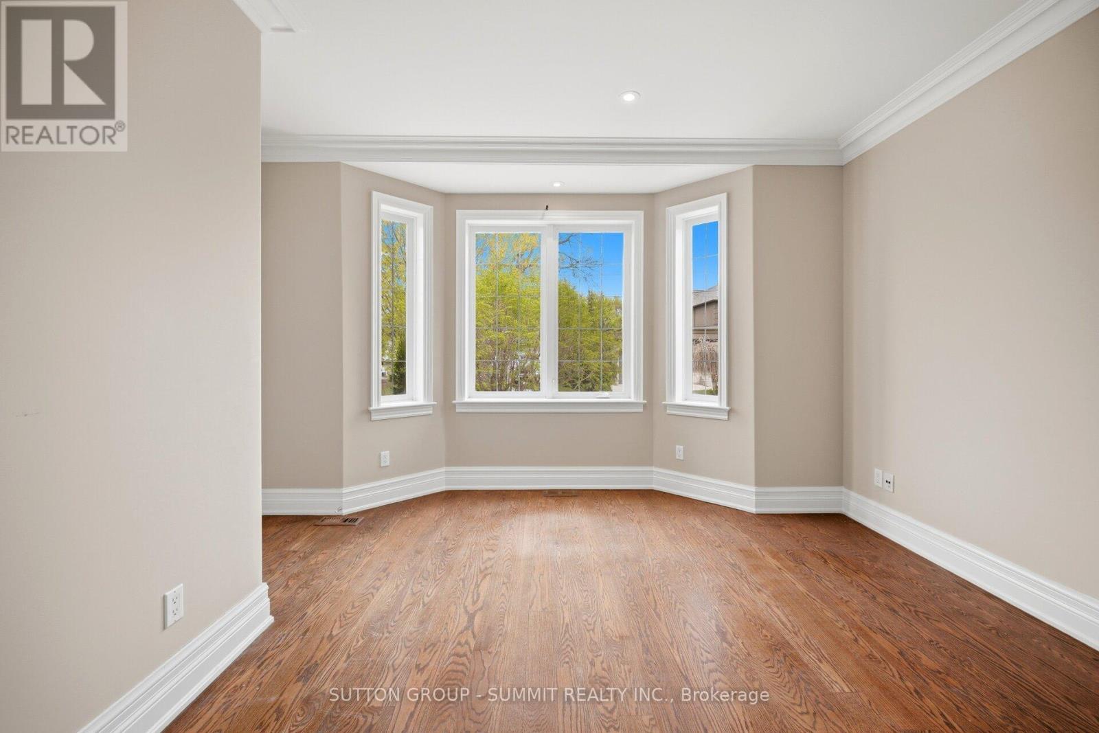 12 Pioneer Drive, Mississauga, ON - Indoor Photo Showing Other Room