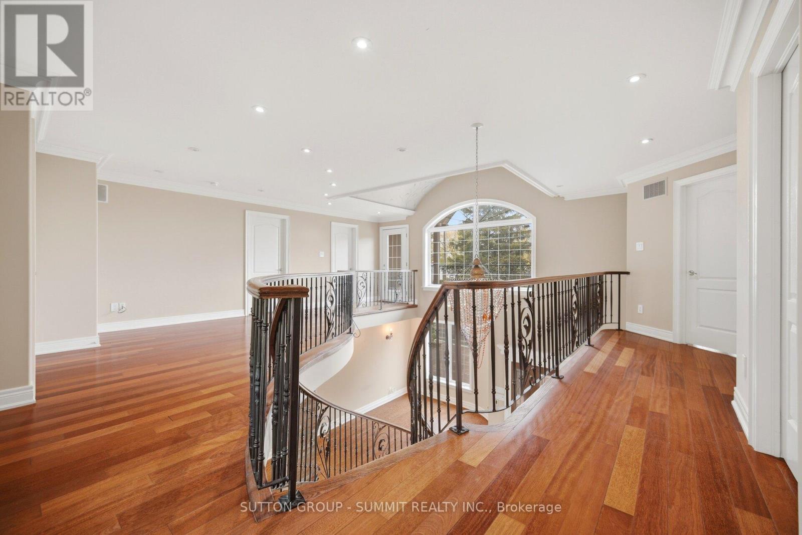 12 Pioneer Drive, Mississauga, ON - Indoor Photo Showing Other Room