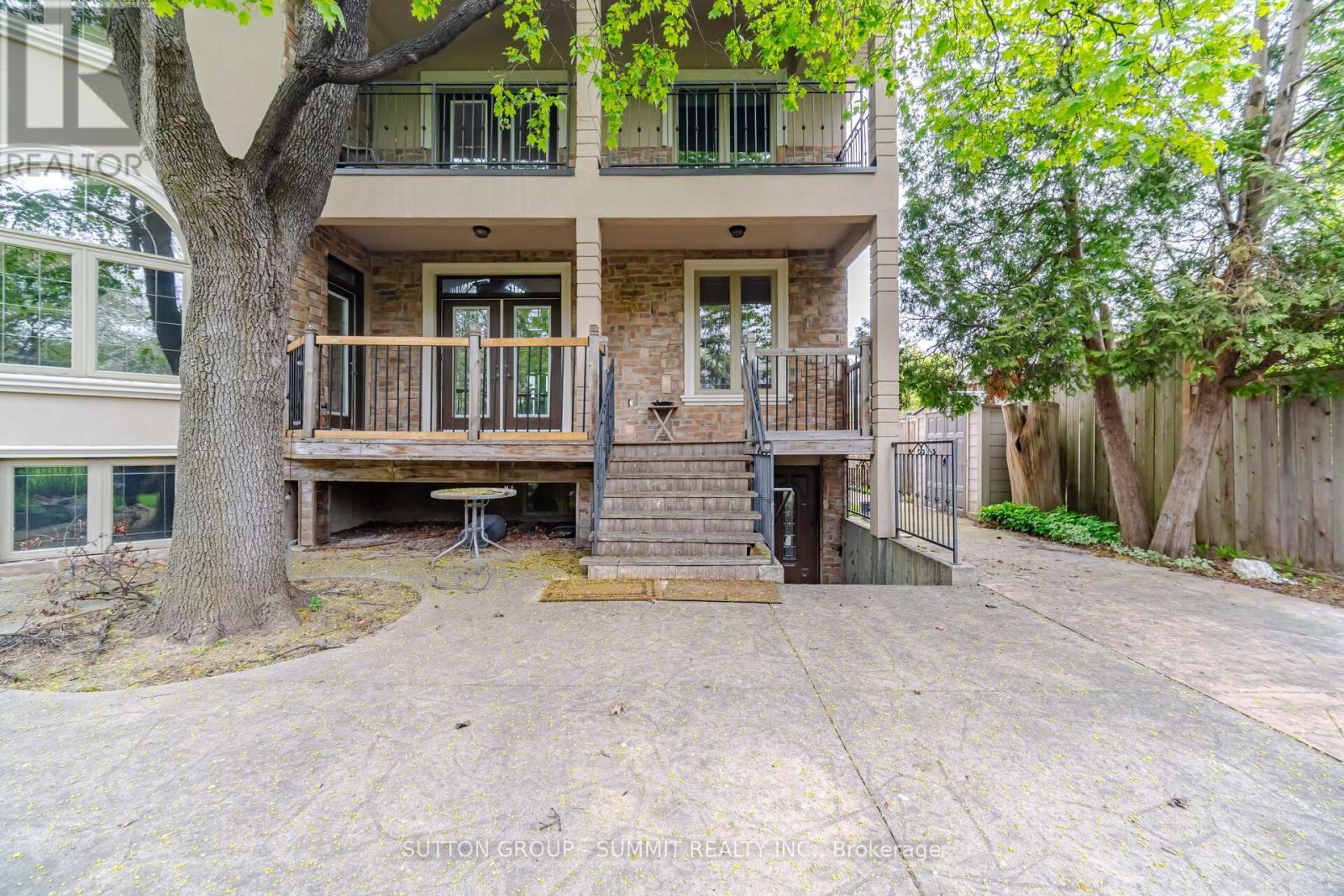12 Pioneer Drive, Mississauga, ON - Outdoor With Balcony