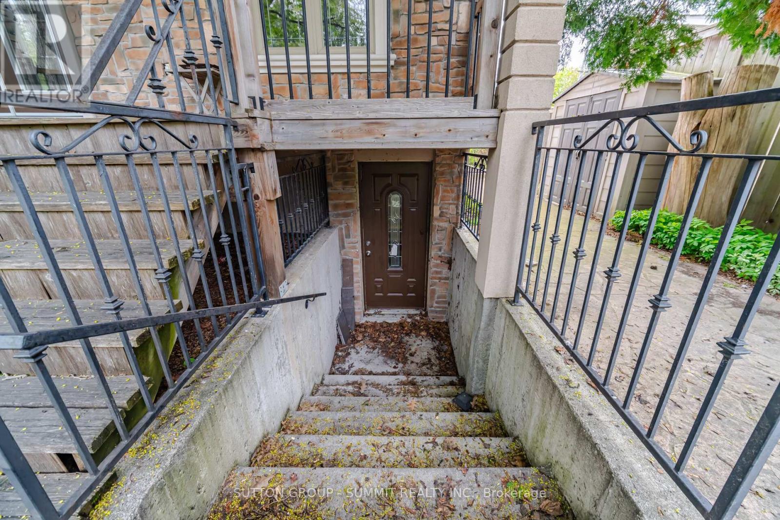 12 Pioneer Drive, Mississauga, ON - Indoor Photo Showing Other Room