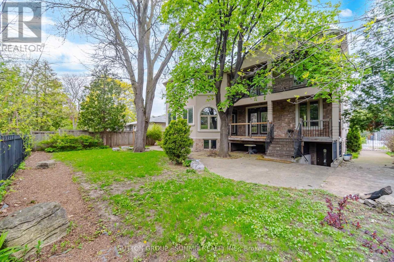 12 Pioneer Drive, Mississauga, ON - Outdoor With Deck Patio Veranda