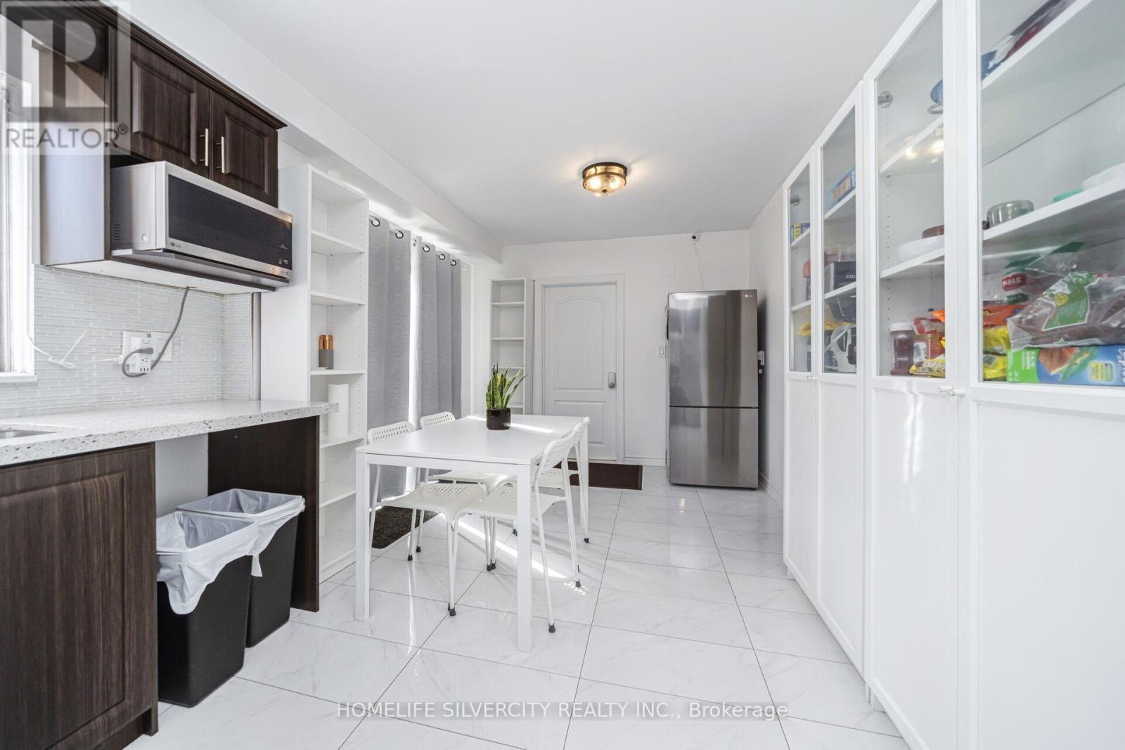 7582 Discus Crescent, Mississauga, ON