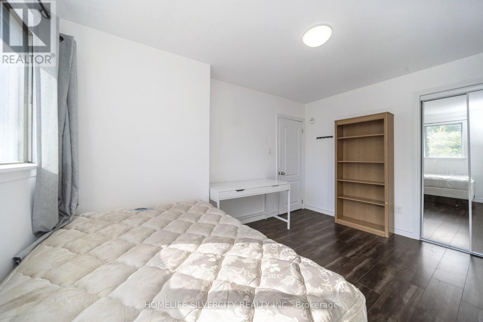 7582 Discus Crescent, Mississauga, ON