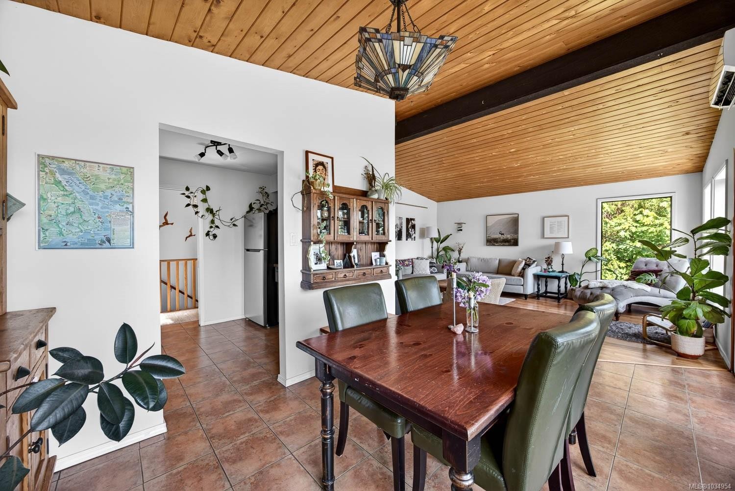 206 Roland Rd, Salt Spring, BC
