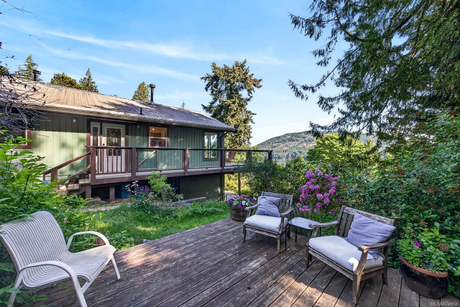 206 Roland Rd, Salt Spring, BC