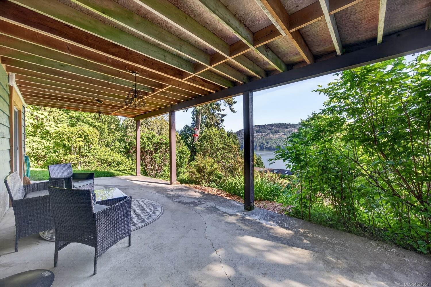 206 Roland Rd, Salt Spring, BC