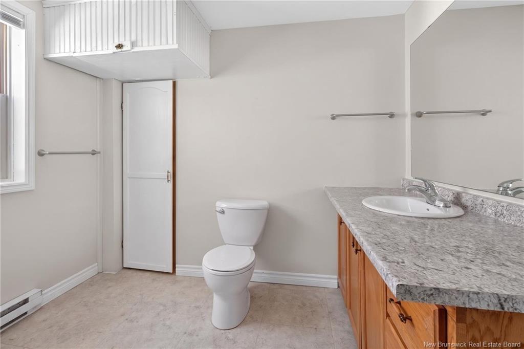 9 Mansfield, Moncton, NB