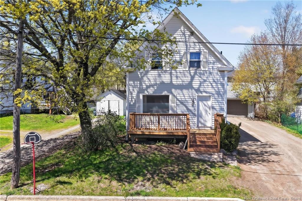 9 Mansfield, Moncton, NB