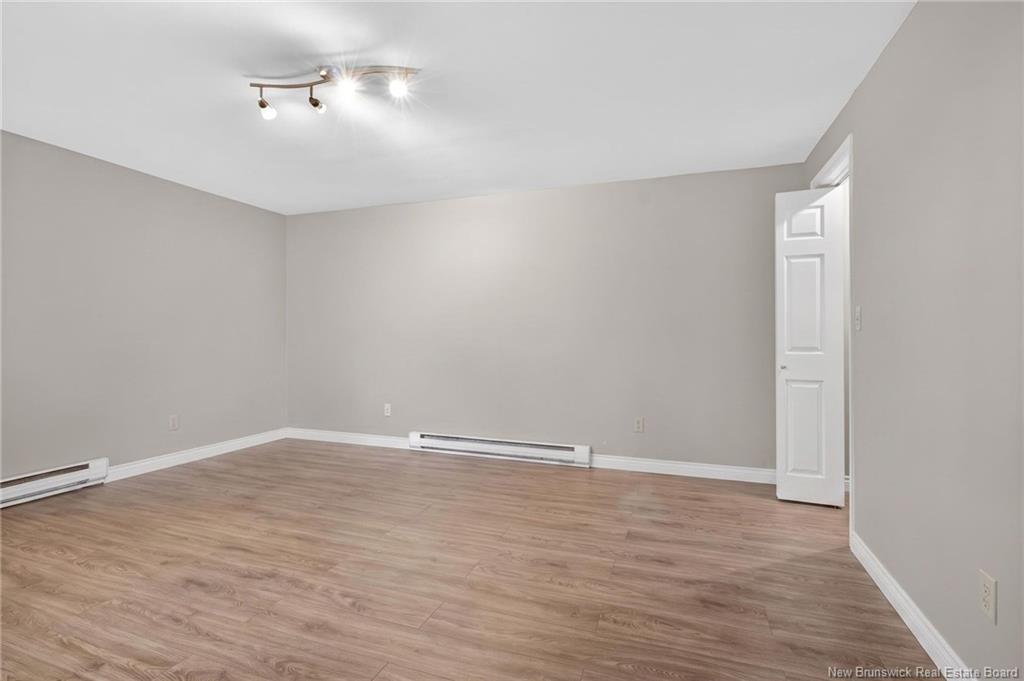 9 Mansfield, Moncton, NB