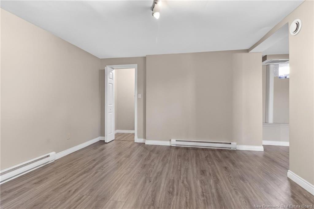 9 Mansfield, Moncton, NB