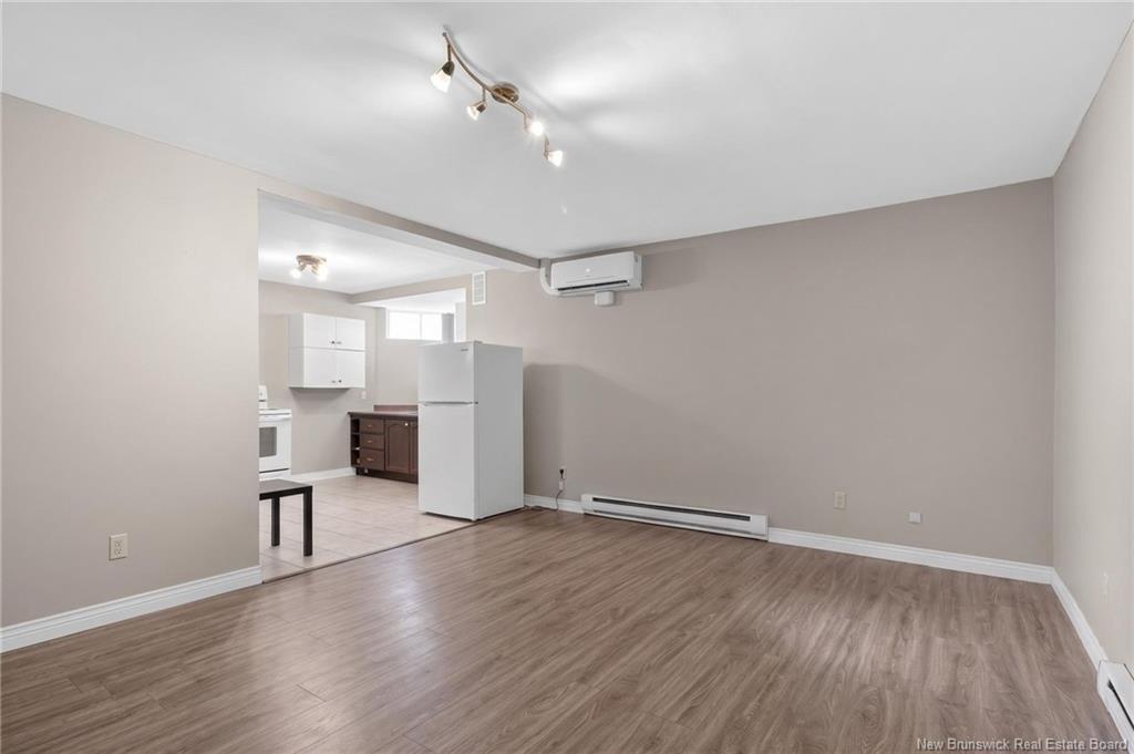 9 Mansfield, Moncton, NB