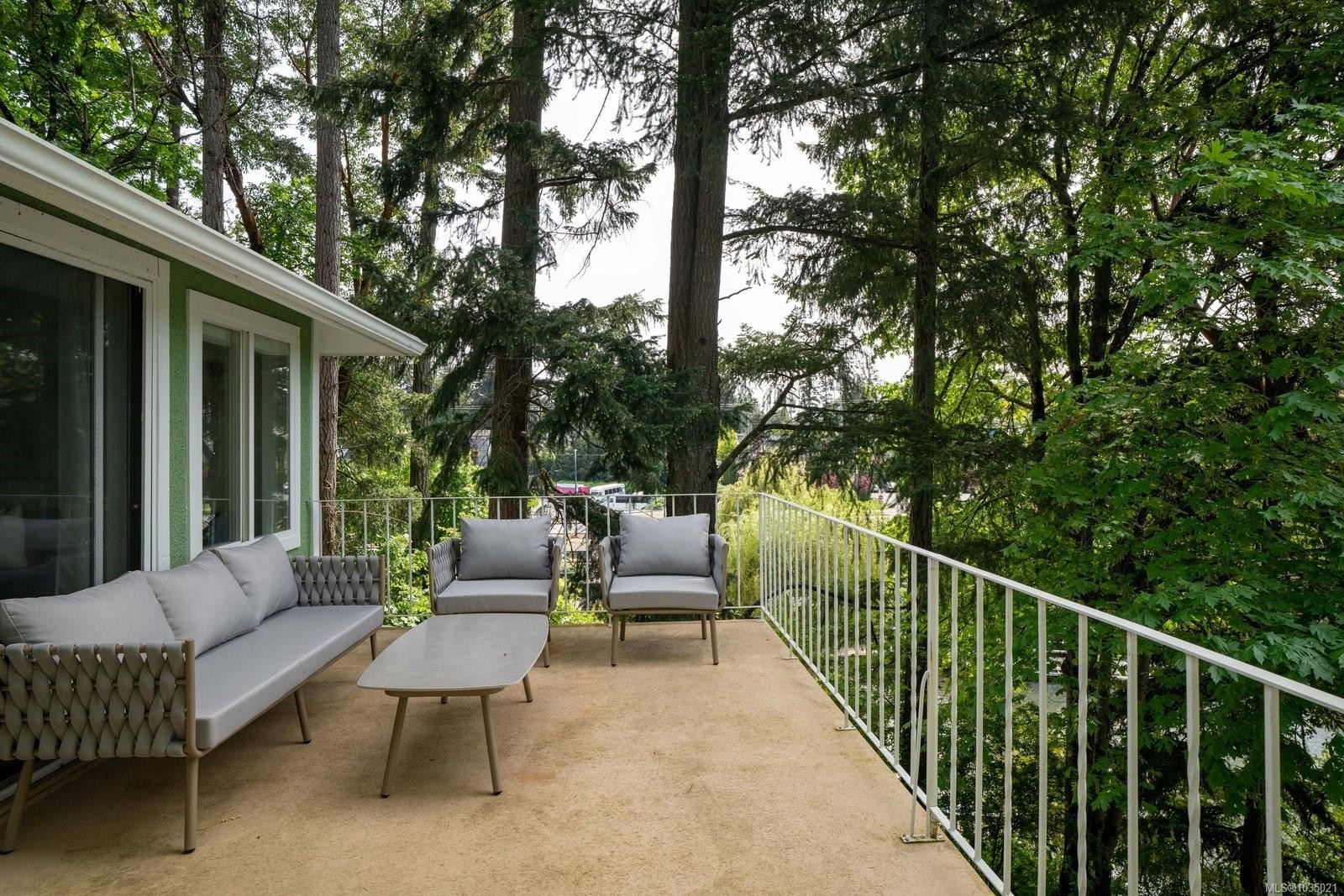 1055 Trillium Rd, Langford, BC