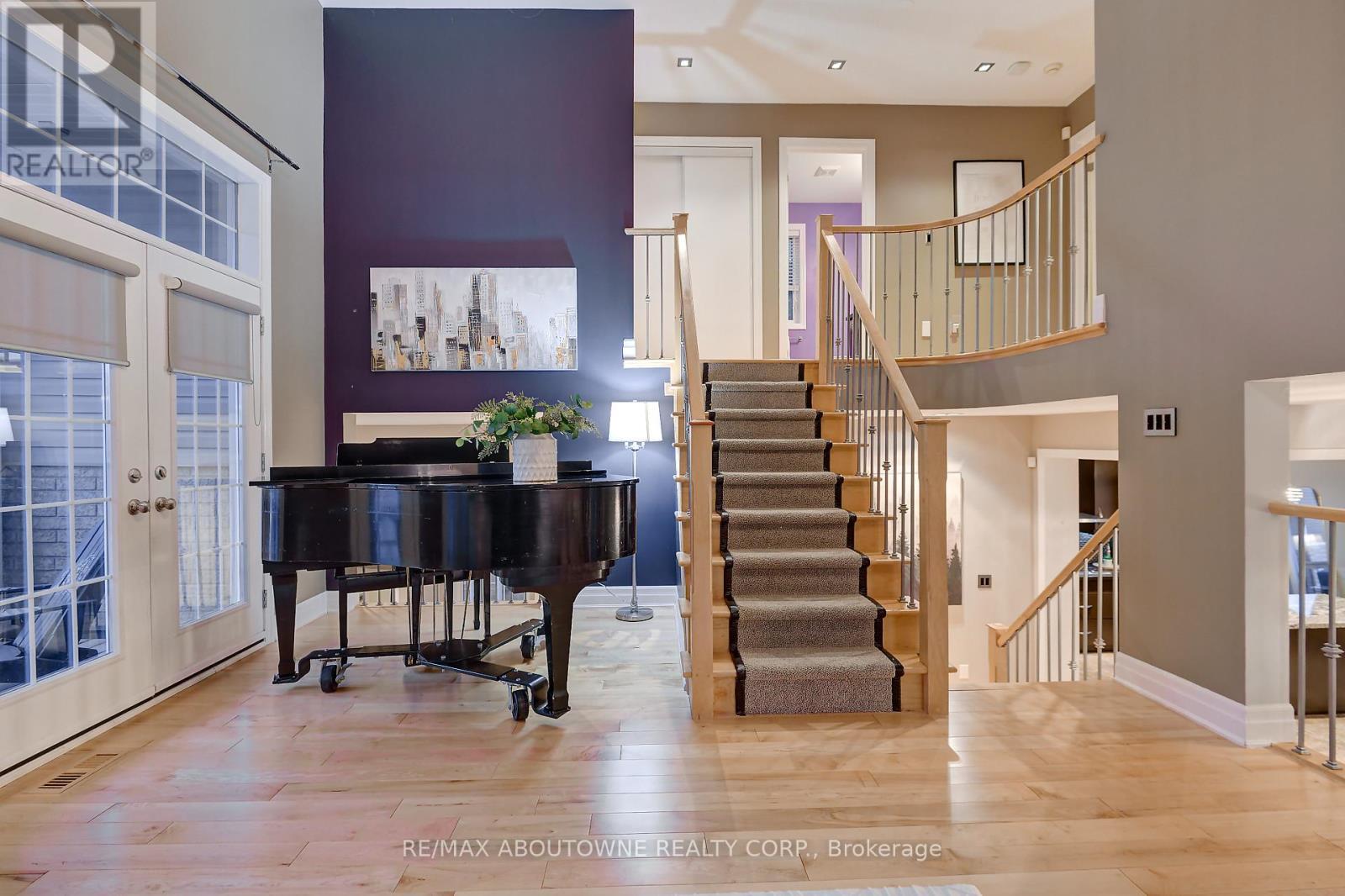 310 Leitch Landing, Milton, ON - Indoor Photo Showing Other Room