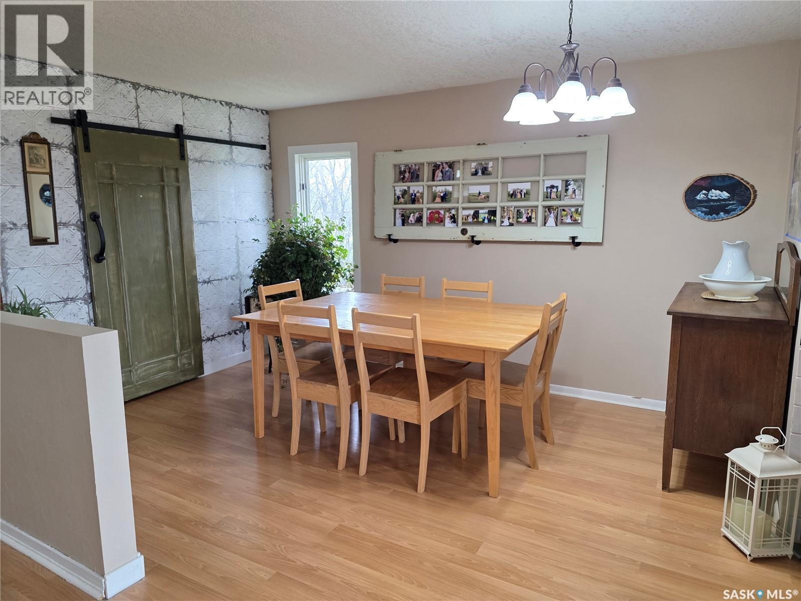 111 4Th Avenue N, Lucky Lake, SK