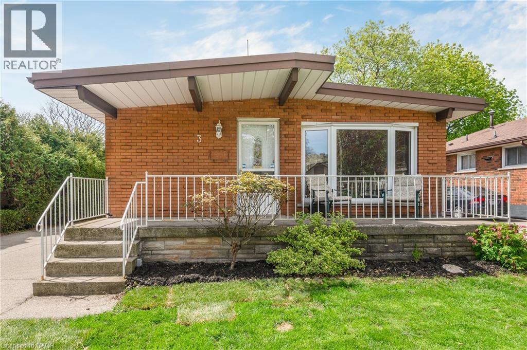 3 Tanager Court, Hamilton, ON - Outdoor With Deck Patio Veranda With Exterior