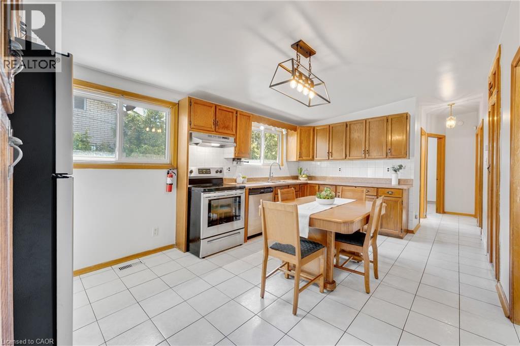 3 Tanager Court, Hamilton, ON - Indoor