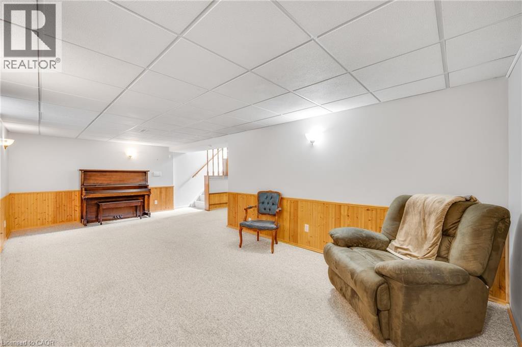 3 Tanager Court, Hamilton, ON - Indoor