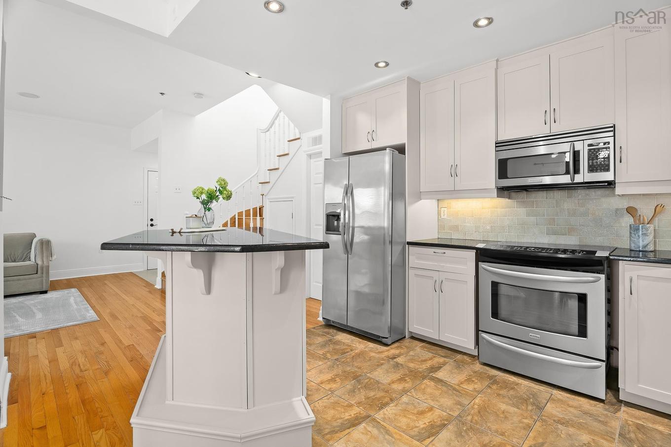 5 1049 South Park Street, Halifax, NS