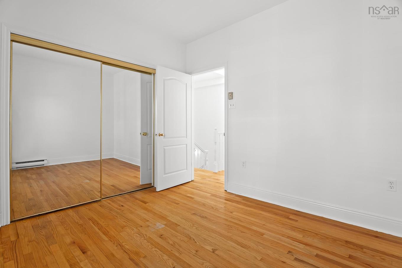 5 1049 South Park Street, Halifax, NS