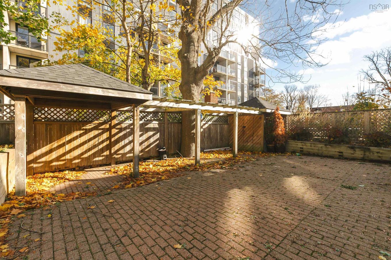 5 1049 South Park Street, Halifax, NS