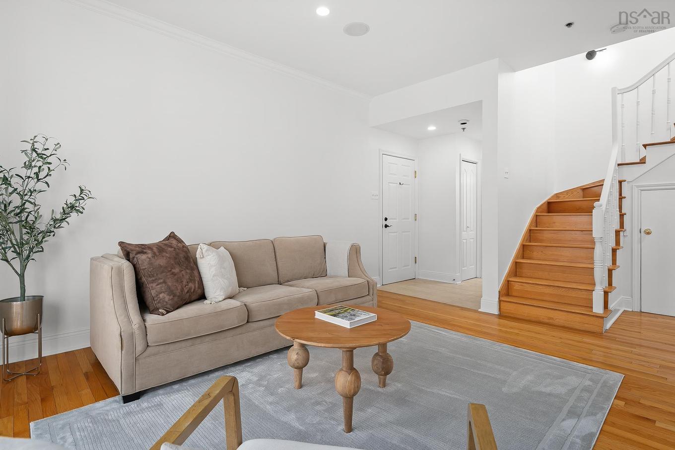 5 1049 South Park Street, Halifax, NS
