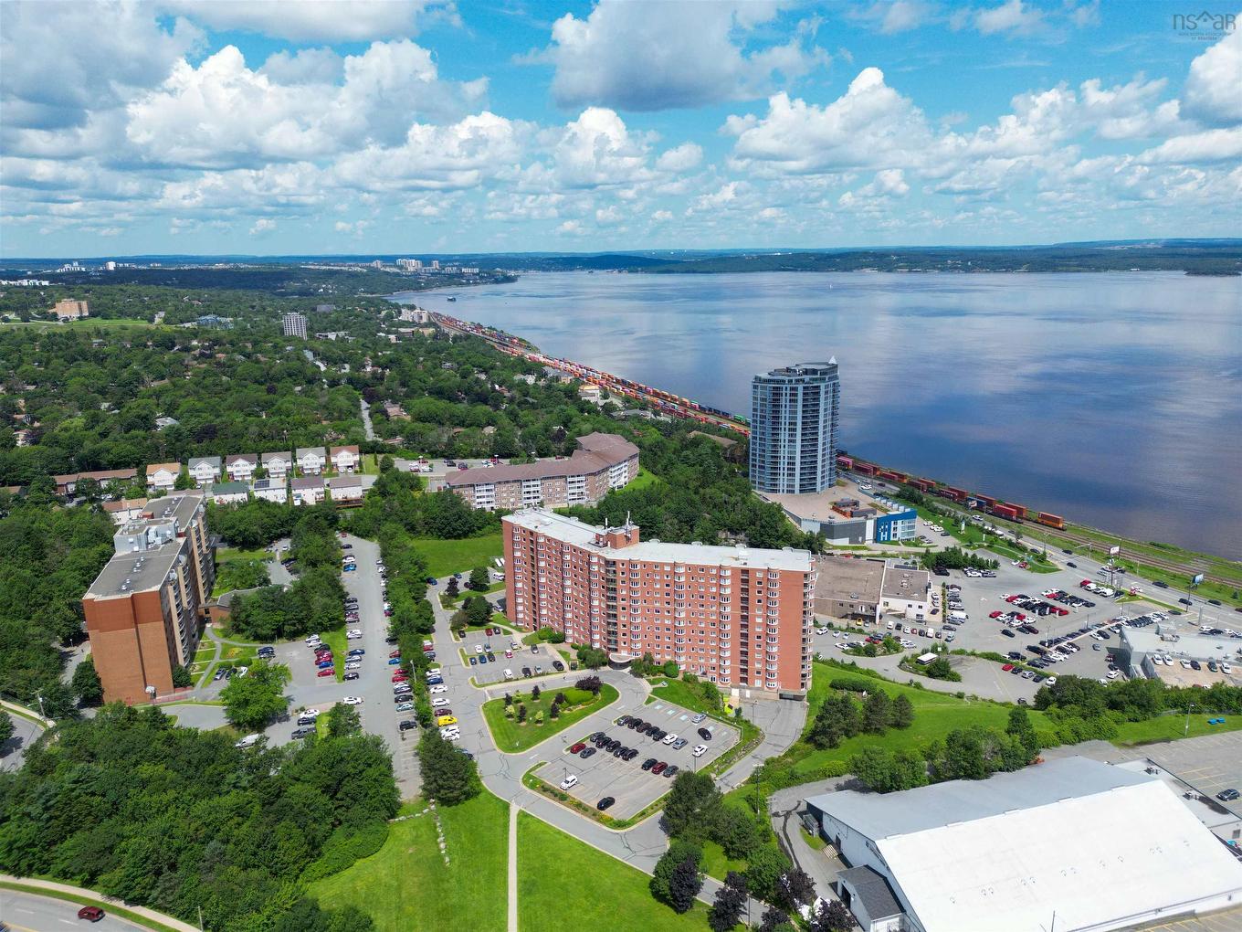 1014 45 Vimy Avenue, Halifax, NS