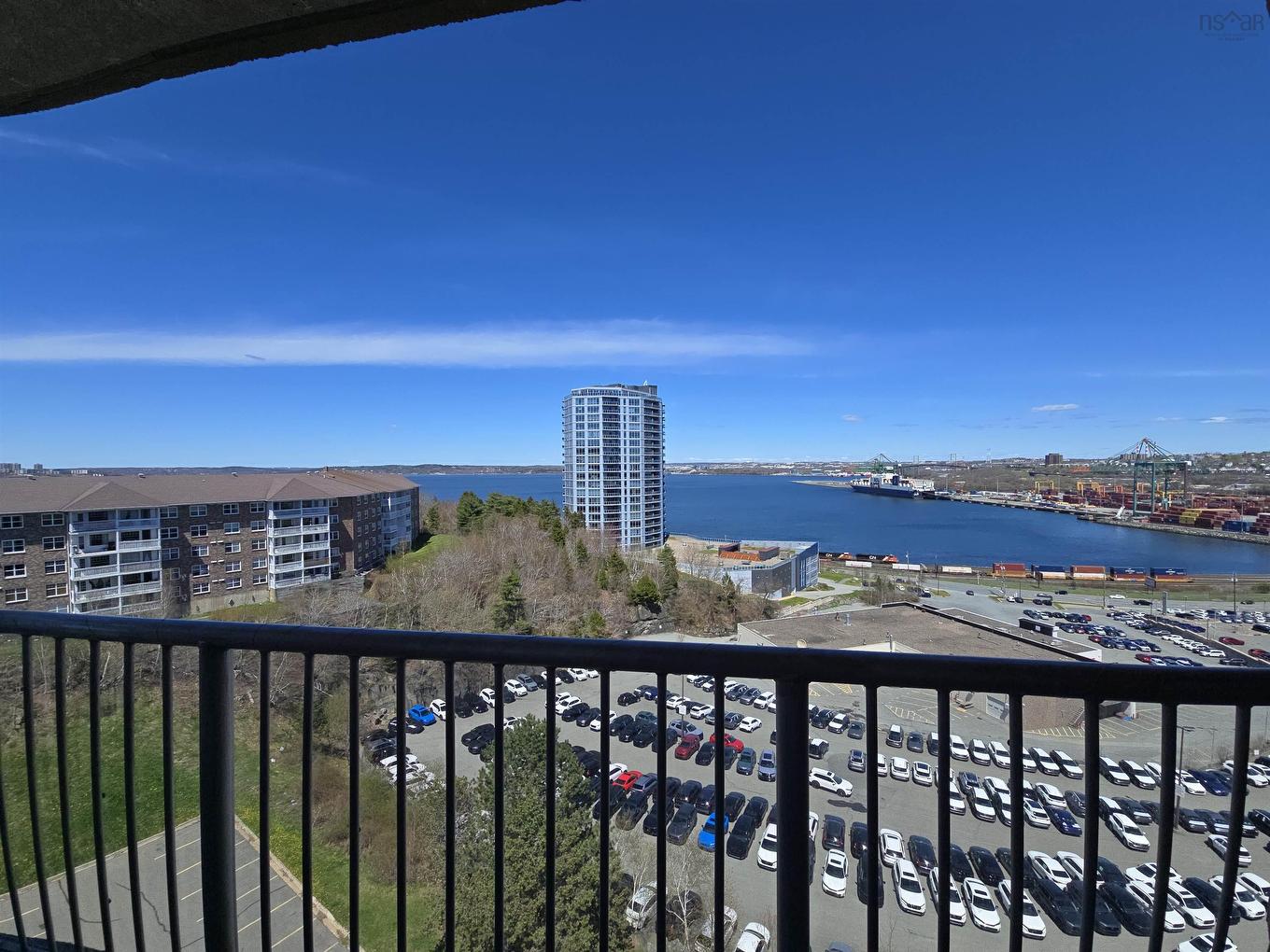1014 45 Vimy Avenue, Halifax, NS
