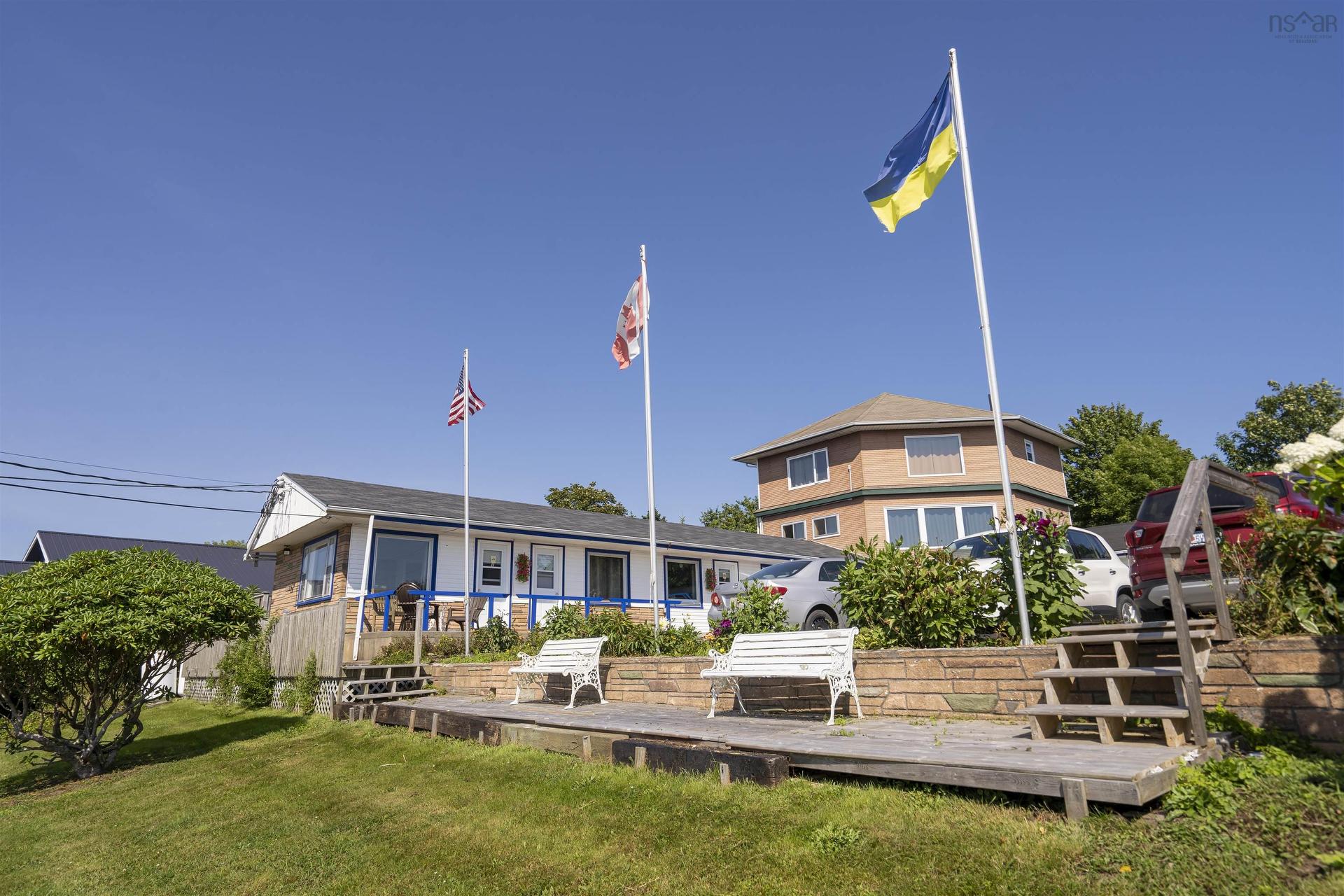 214 Nova Scotia Trunk 1, Dayton, NS