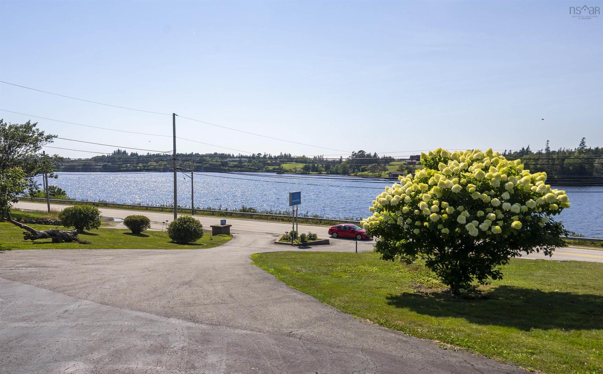 214 Nova Scotia Trunk 1, Dayton, NS