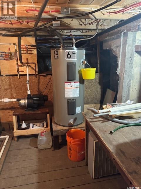 691 Joseph Crescent, Cochin, SK - Indoor Photo Showing Basement