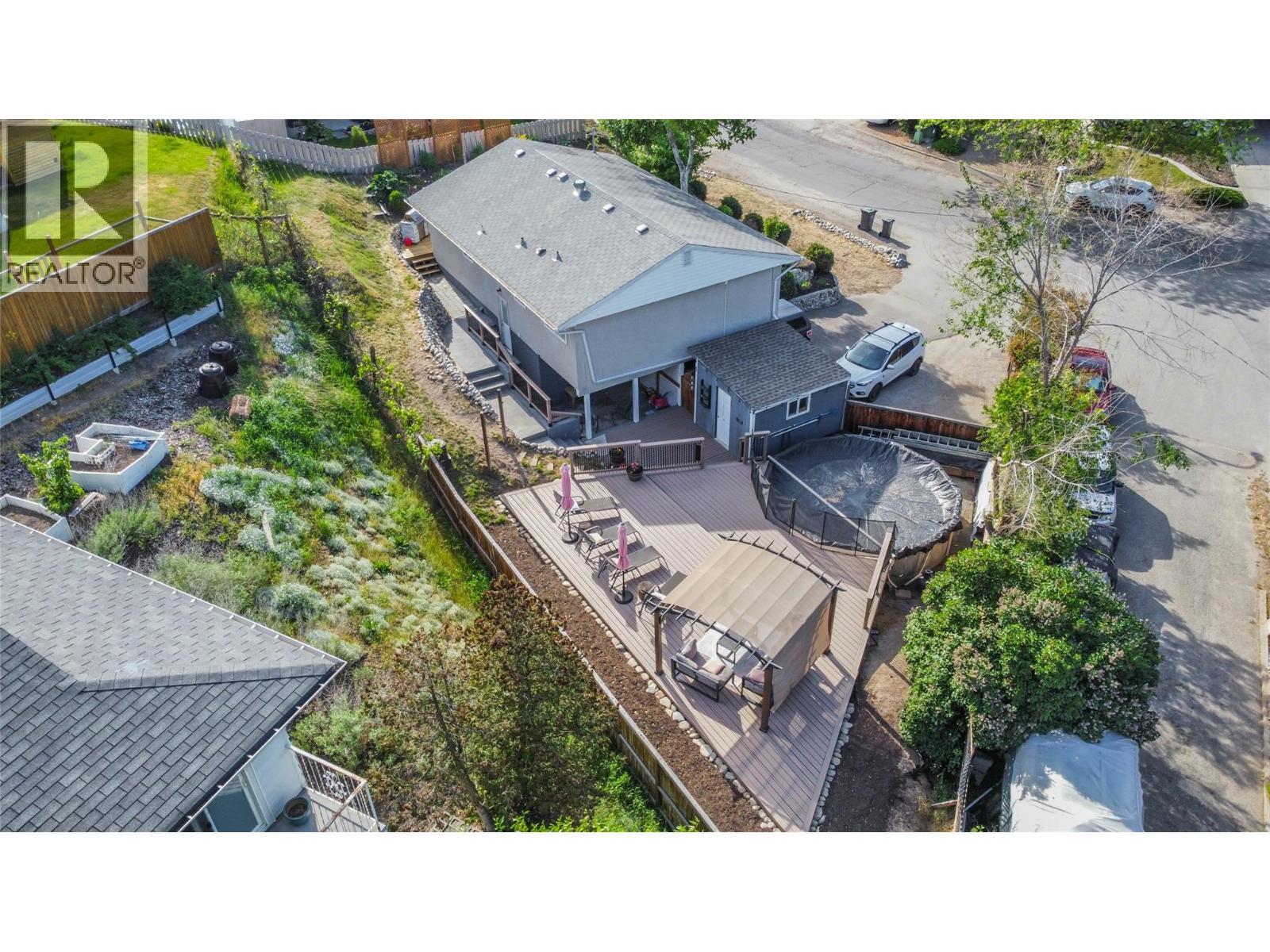 1385 Orchard Drive, Kelowna, BC - Outdoor With View