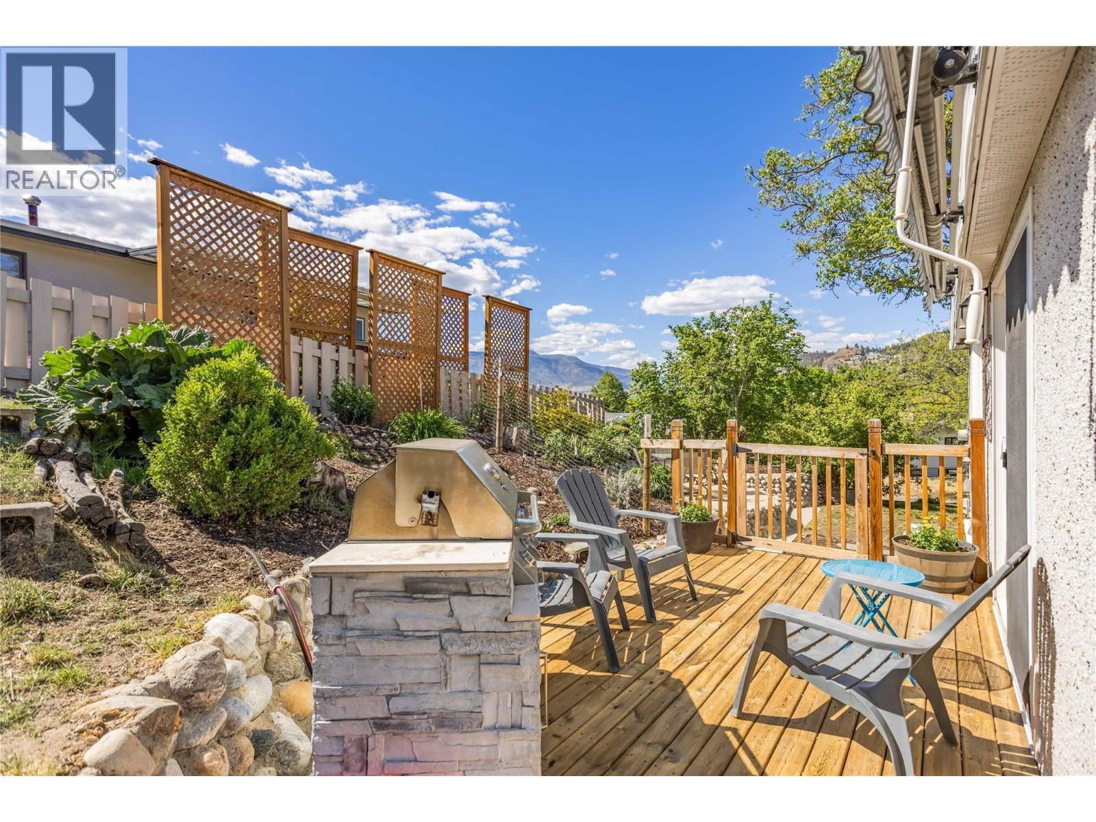 Morning coffee space! - 1385 Orchard Drive, Kelowna, BC - Outdoor
